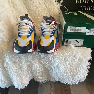 Worn once. Pump RS-X